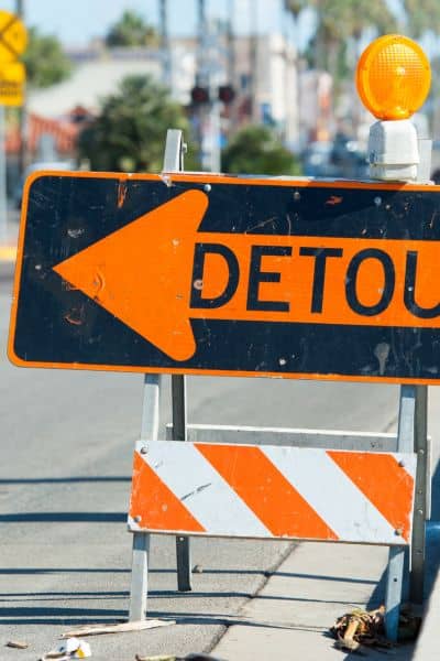 Road detour sign lane closure - ALTA SURVEY Colorado A detour sign set up during a lane closure to help traffic engineers redirect drivers safely